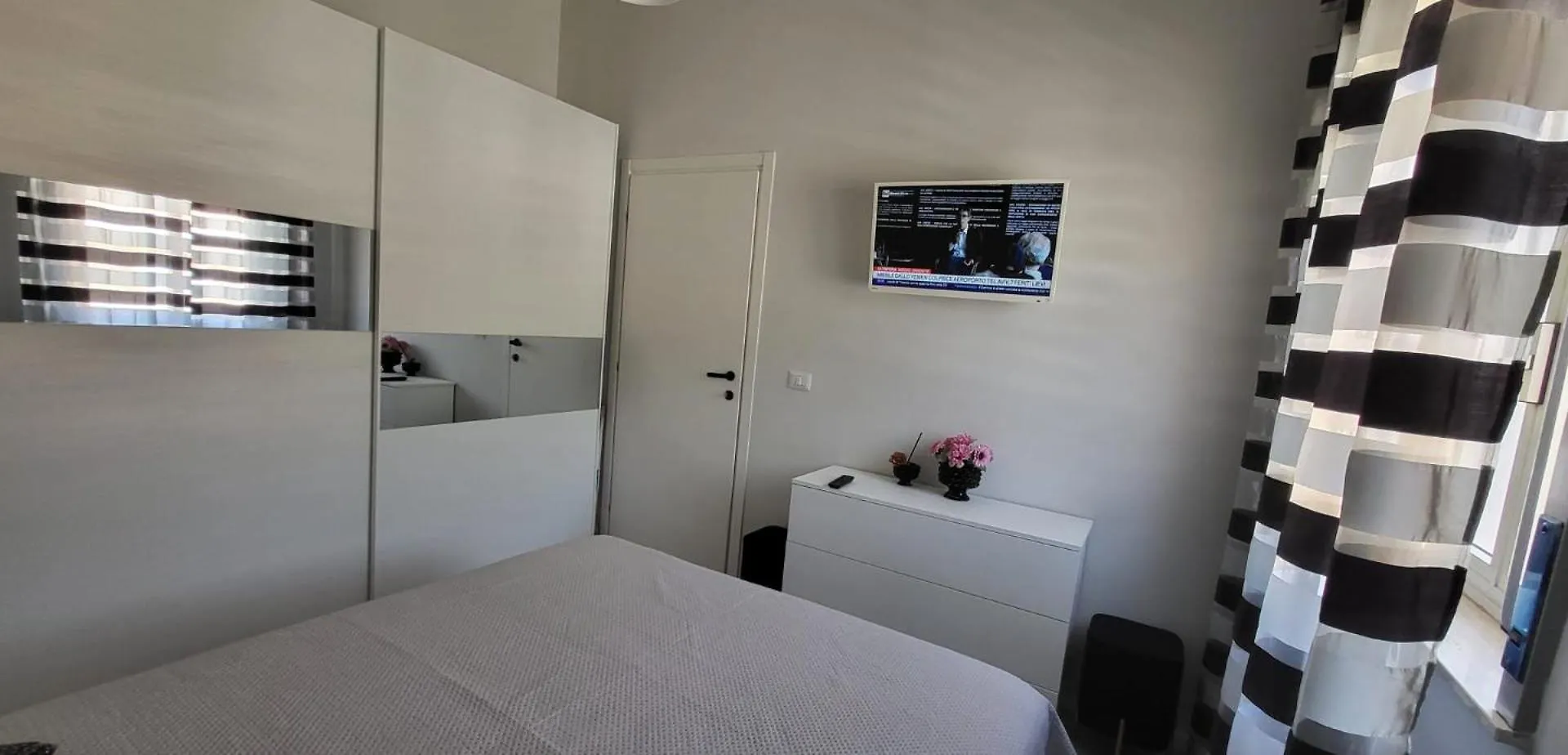 Taormina A Due Passi Suite Калатабьано Италия